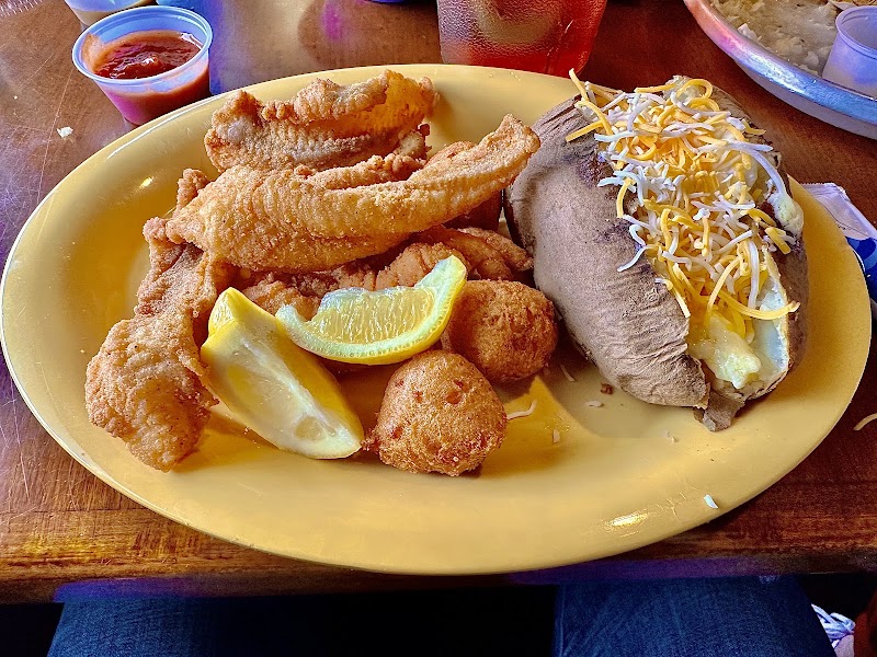 Food and interior photo 1 at Top O' the River in Gadsden