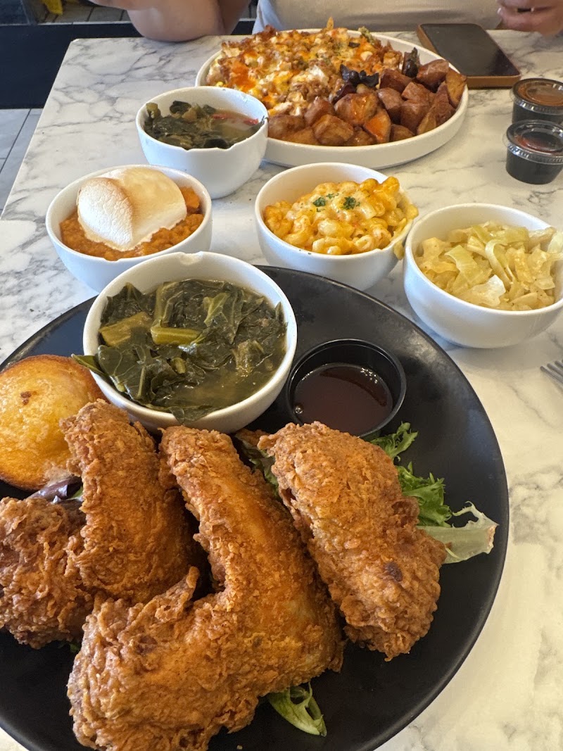 Food and interior photo 3 at Southern Queenz in Atlanta
