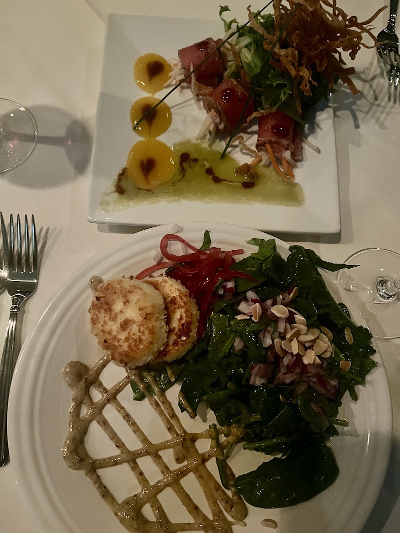 Food and interior photo 5 at Lot 12 Public House in Berkeley Springs