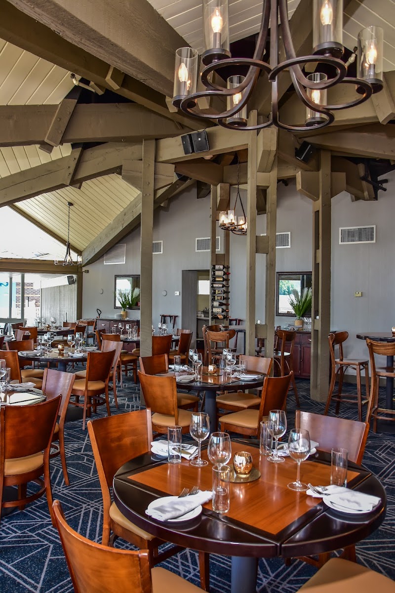 Food and interior photo 5 at Windrose Marker 26 Lakeside Dining in Osage Beach