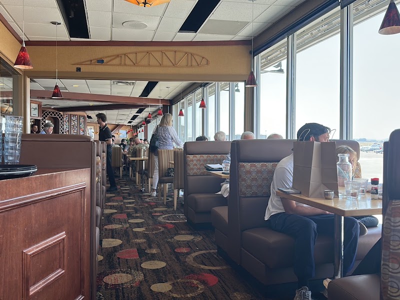 Food and interior photo 4 at The Perfect Landing Restaurant in Englewood