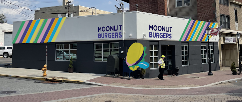 Moonlit Burgers Dormont in Pittsburgh