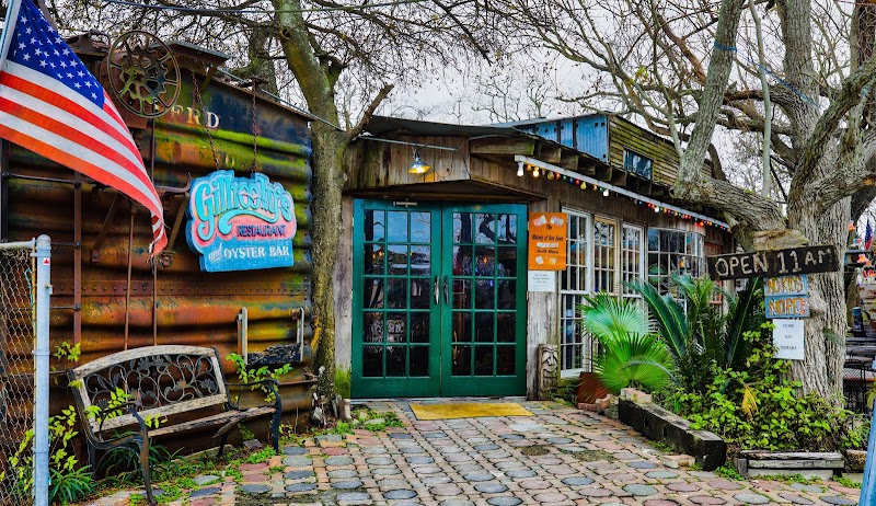 Gilhooley's Restaurant and Oyster Bar in San Leon