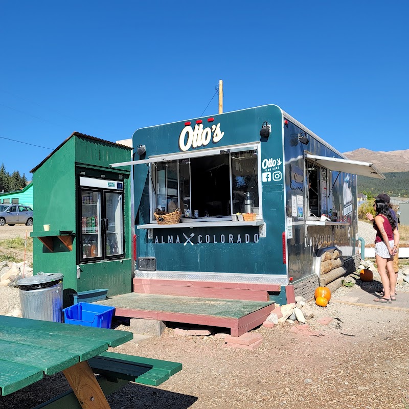 Otto's Food Cart in Alma