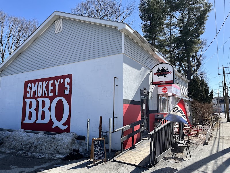 Smokey's BBQ in Brewer