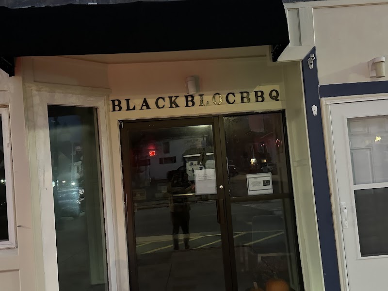 Black Bloc BBQ in Winthrop