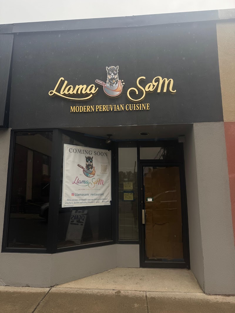 Llama Sam Restaurant in Hackensack