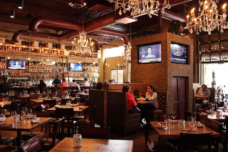 Carson's Food & Drink - On Main in Lexington