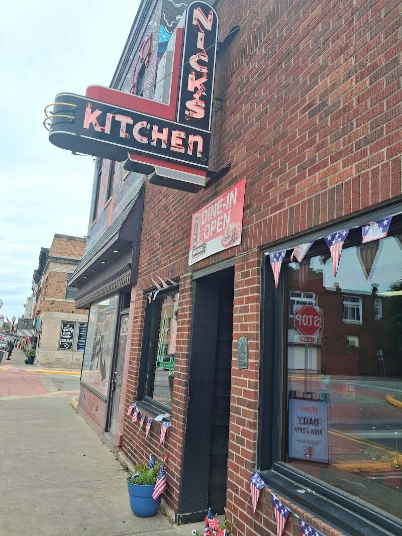 Food and interior photo 2 at Nick's Kitchen in Huntington