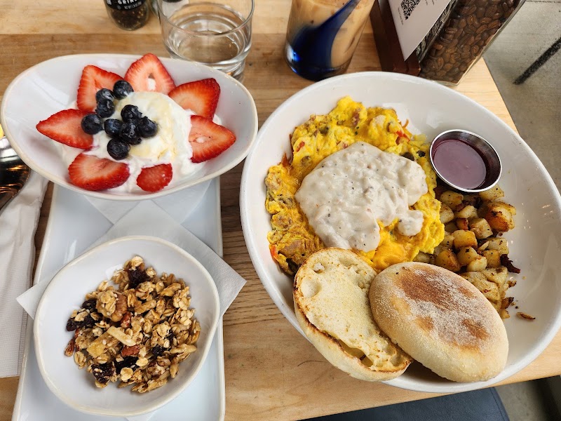 Food and interior photo 5 at HomeGrown Des Moines - Crescent in Des Moines