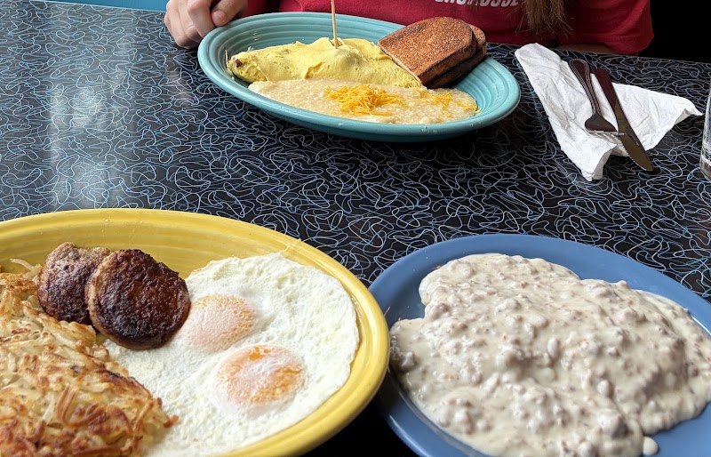 Food and interior photo 5 at Good Morning Mama's in Indianapolis