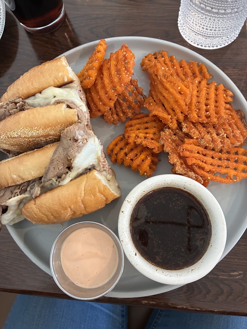 Food and interior photo 5 at Ednas Market & Grille - Lehi in Lehi