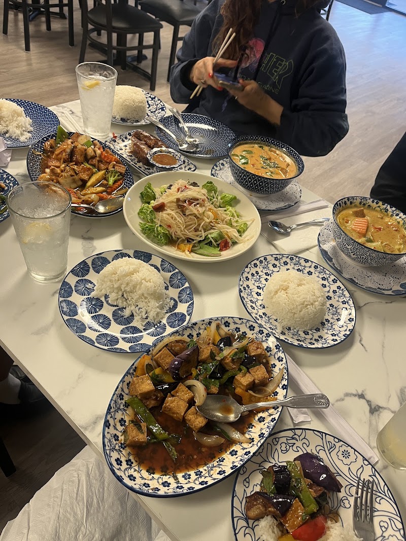Food and interior photo 3 at Thai Tulip Restaurant in Bethany