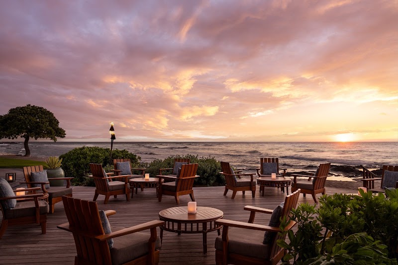 Food and interior photo 5 at Beach Tree Restaurant & Bar in Kailua-Kona