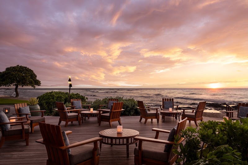 Food and interior photo 3 at Beach Tree Restaurant & Bar in Kailua-Kona