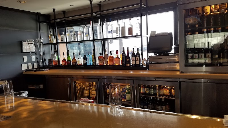 Cooper’s Hawk Winery & Restaurant in Indianapolis