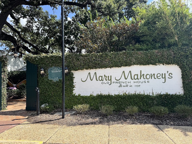 Food and interior photo 4 at Mary Mahoney's | Old French House in Biloxi