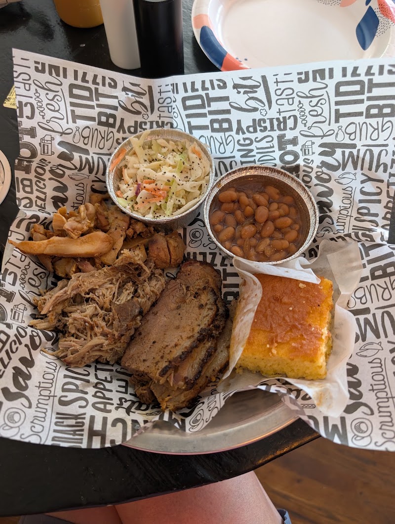 Food and interior photo 3 at Knickerbocker Landing / Knick's Eats in Princeton