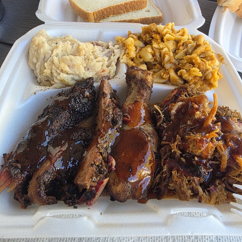 Food and interior photo 3 at Big Nate's Family BBQ in Mesa