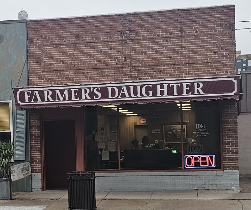 Food and interior photo 5 at Farmer's Daughter Cafe in Grand Island