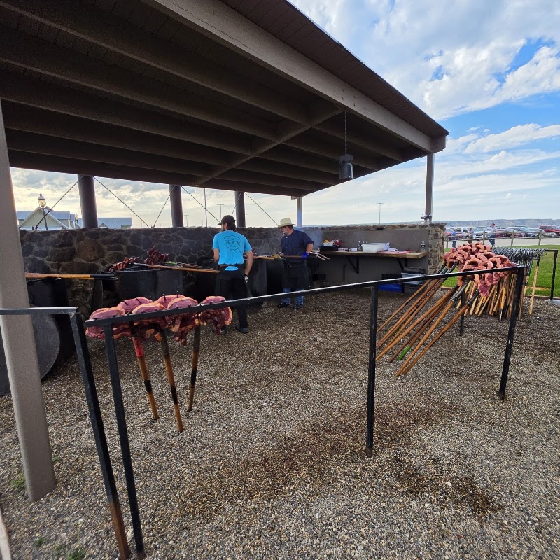 Pitchfork Steak Fondue in Medora