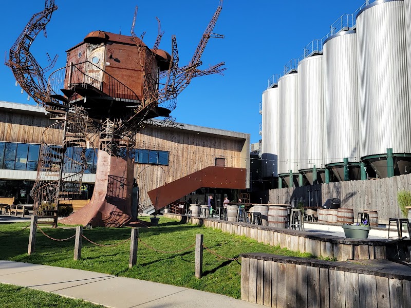 Dogfish Head Milton Brewery in Milton