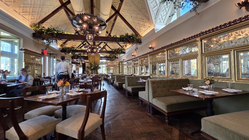 Food and interior photo 5 at Tavern On the Green in New York