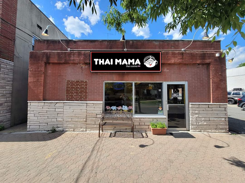 Thai Mama in Cranford