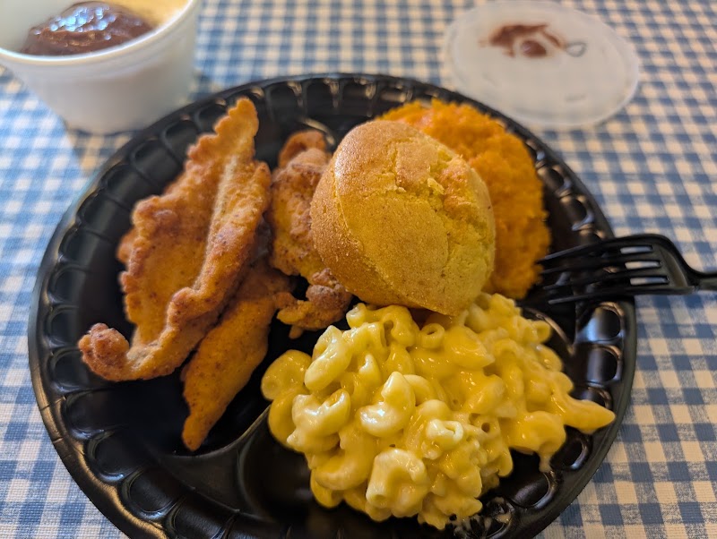 Food and interior photo 1 at GrateFull Soul in Hattiesburg