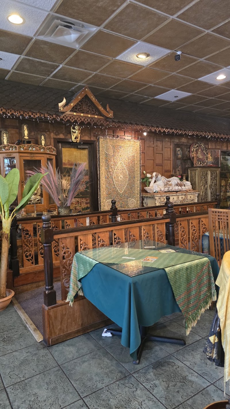 Food and interior photo 4 at Thai Thani Thai Restaurant in Orlando