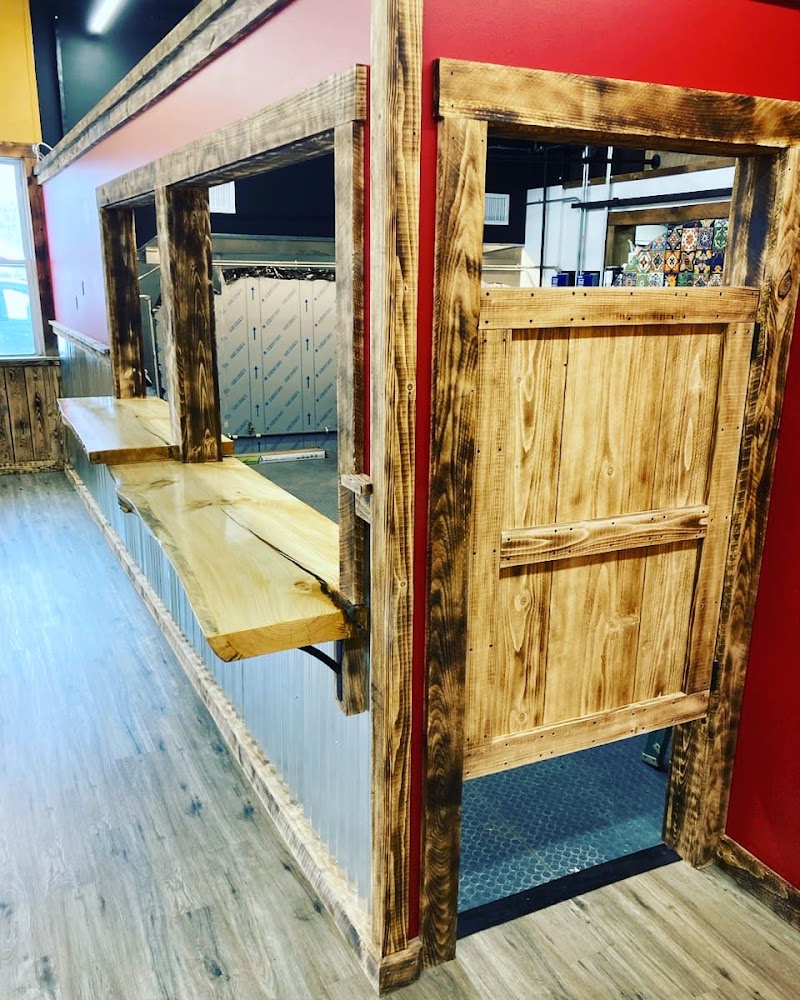 Food and interior photo 5 at Caja Madera in Hardwick