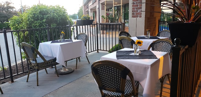 Le Voltaire French Restaurant in Omaha