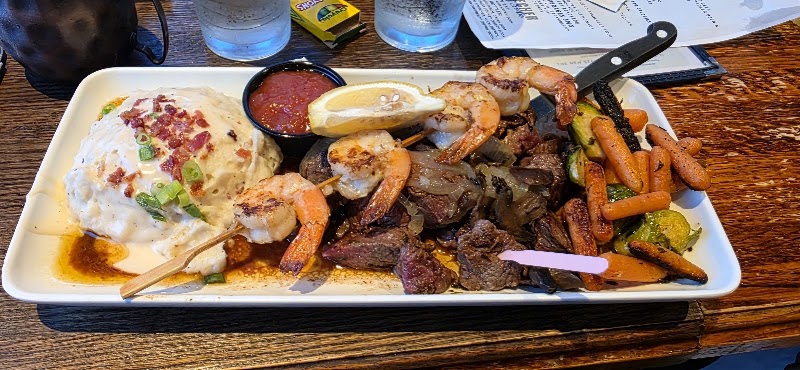 Food and interior photo 4 at Lake City Social Grill & Bar Wisconsin Dells in Wisconsin Dells