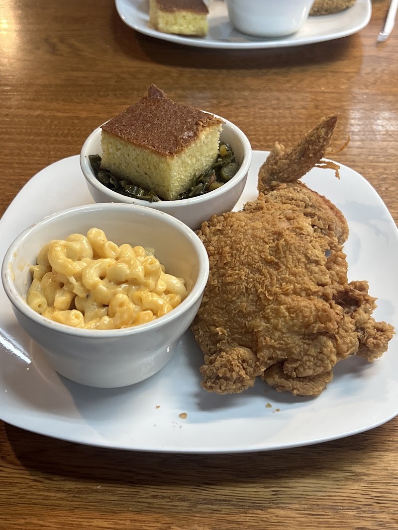 Food and interior photo 3 at Shug's Comfort Food in Bellevue