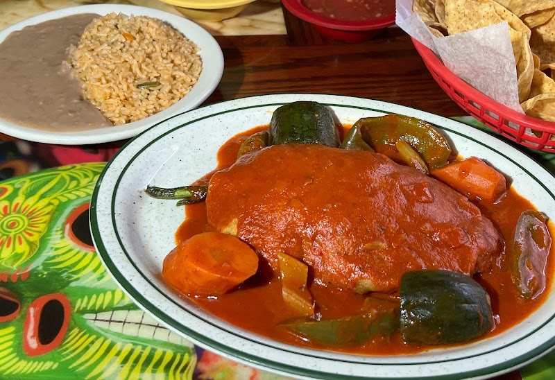 Food and interior photo 1 at Taqueria Mi Pueblo in Detroit