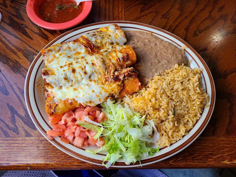 Food and interior photo 4 at Taqueria Mi Pueblo in Detroit
