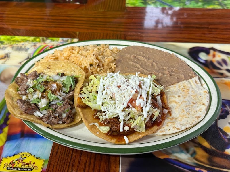 Food and interior photo 5 at Taqueria Mi Pueblo in Detroit