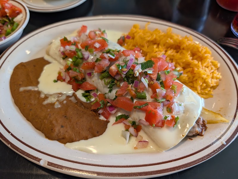 Food and interior photo 4 at El Viajero Tradicional Mexicano in Hooksett