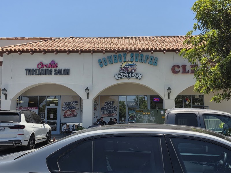 Cowboy Surfer Grill in Corona