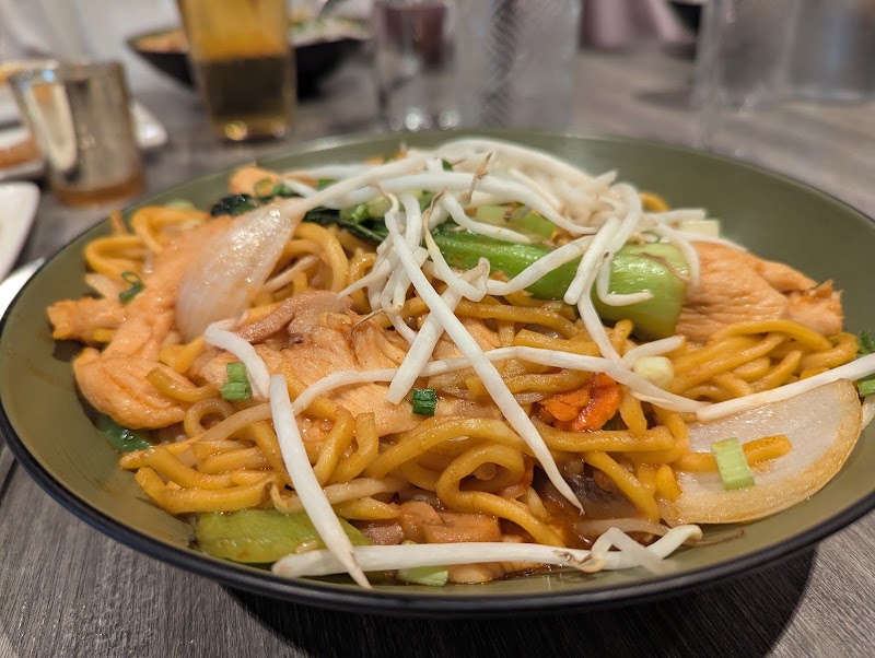 Food and interior photo 2 at Kao Thai Cuisine in Columbia