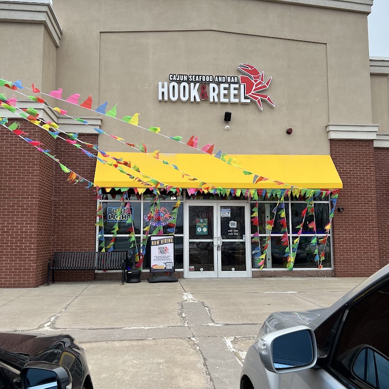 Hook & Reel Cajun Seafood & Bar in Hartford