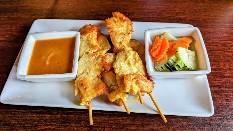 Food and interior photo 1 at Jeab’s Thai Kitchen in Tioga