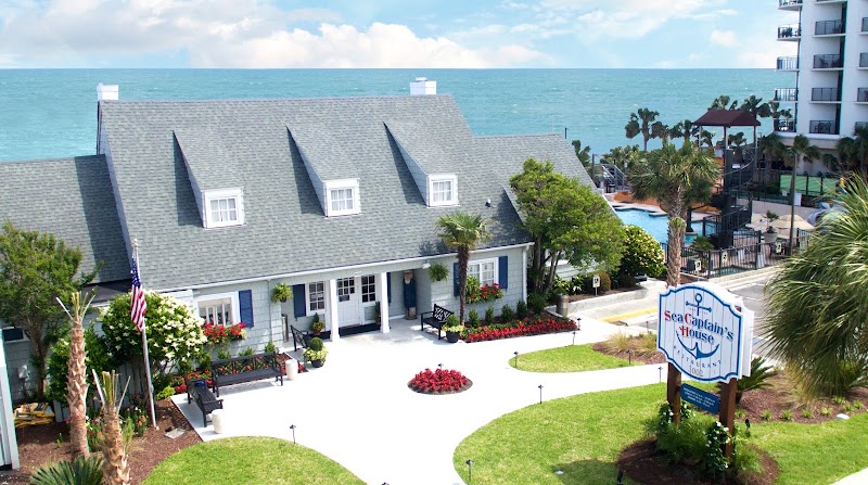 Food and interior photo 3 at Sea Captain's House in Myrtle Beach