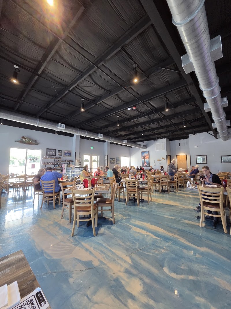 Food and interior photo 4 at Flatheads and Bottom Feeders in Biloxi