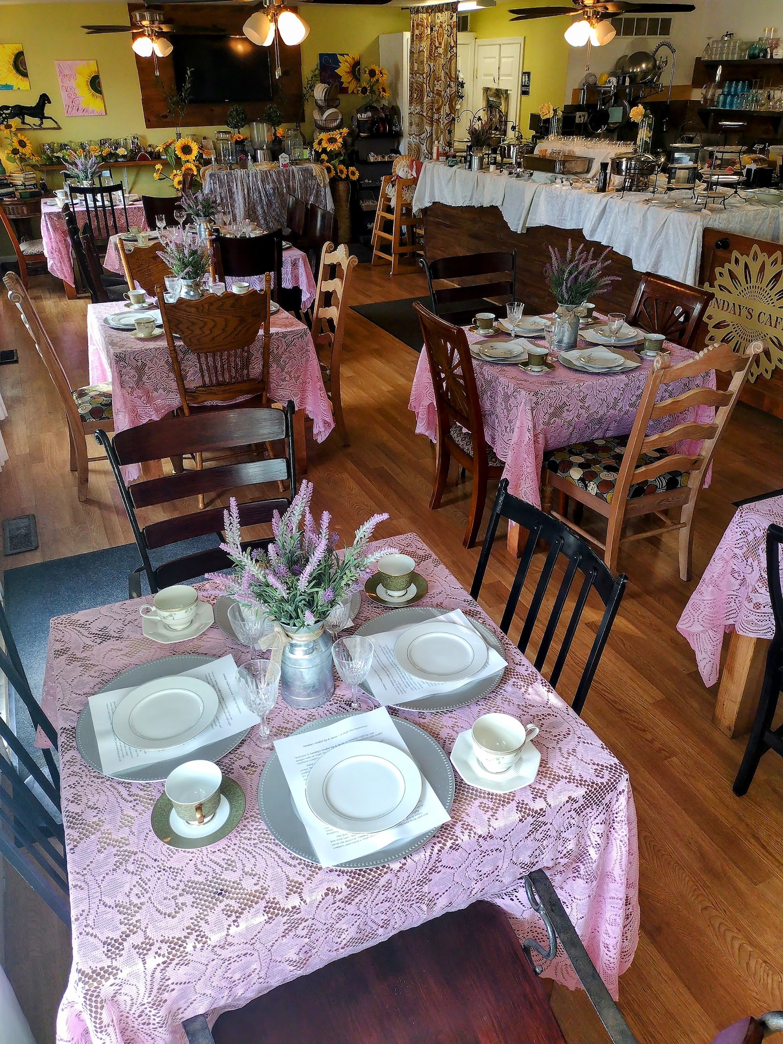 Sunday's Cafe 64 in Delaware City