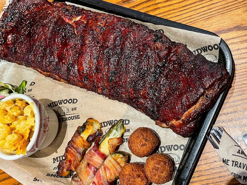 Food and interior photo 3 at Midwood Smokehouse in Columbia