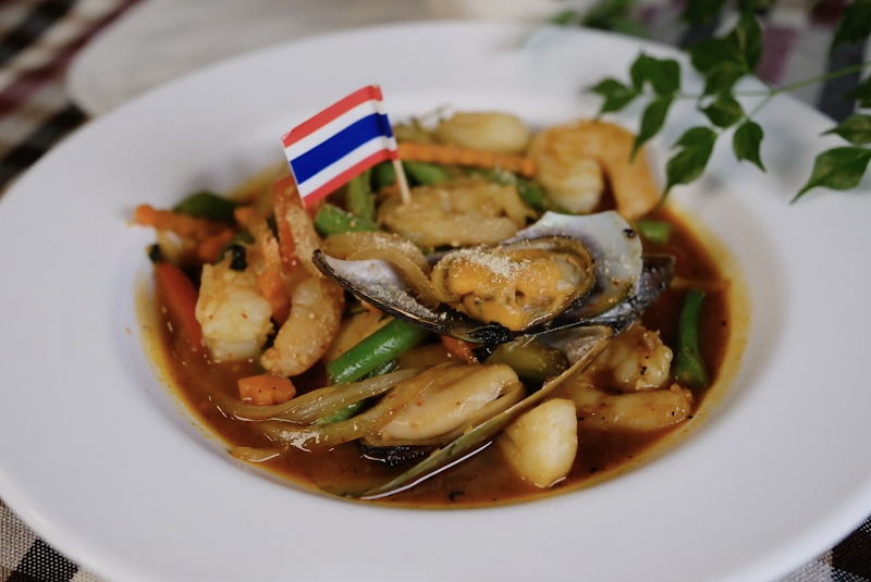 Food and interior photo 1 at Thai Table Kitchen in Wedowee