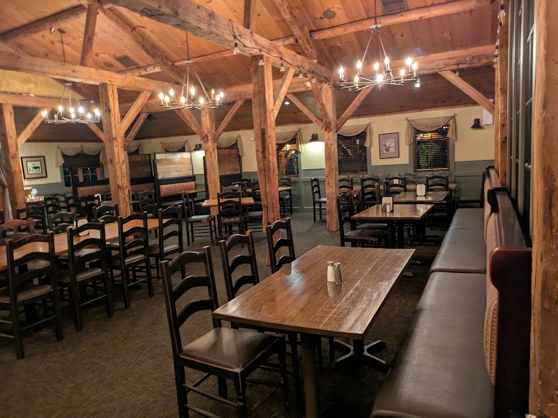 Red Fox Bar and Grille in Jackson