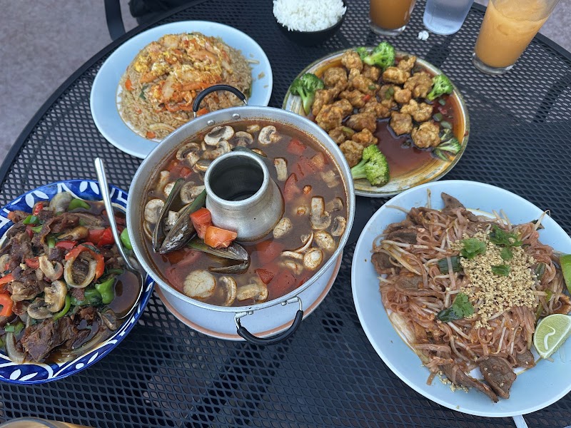 Food and interior photo 5 at Koh chang thai in Kalispell