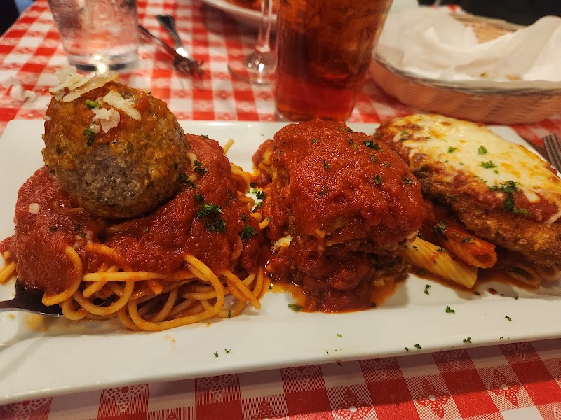 Food and interior photo 2 at Lola & Giuseppe's Trattoria in Columbus